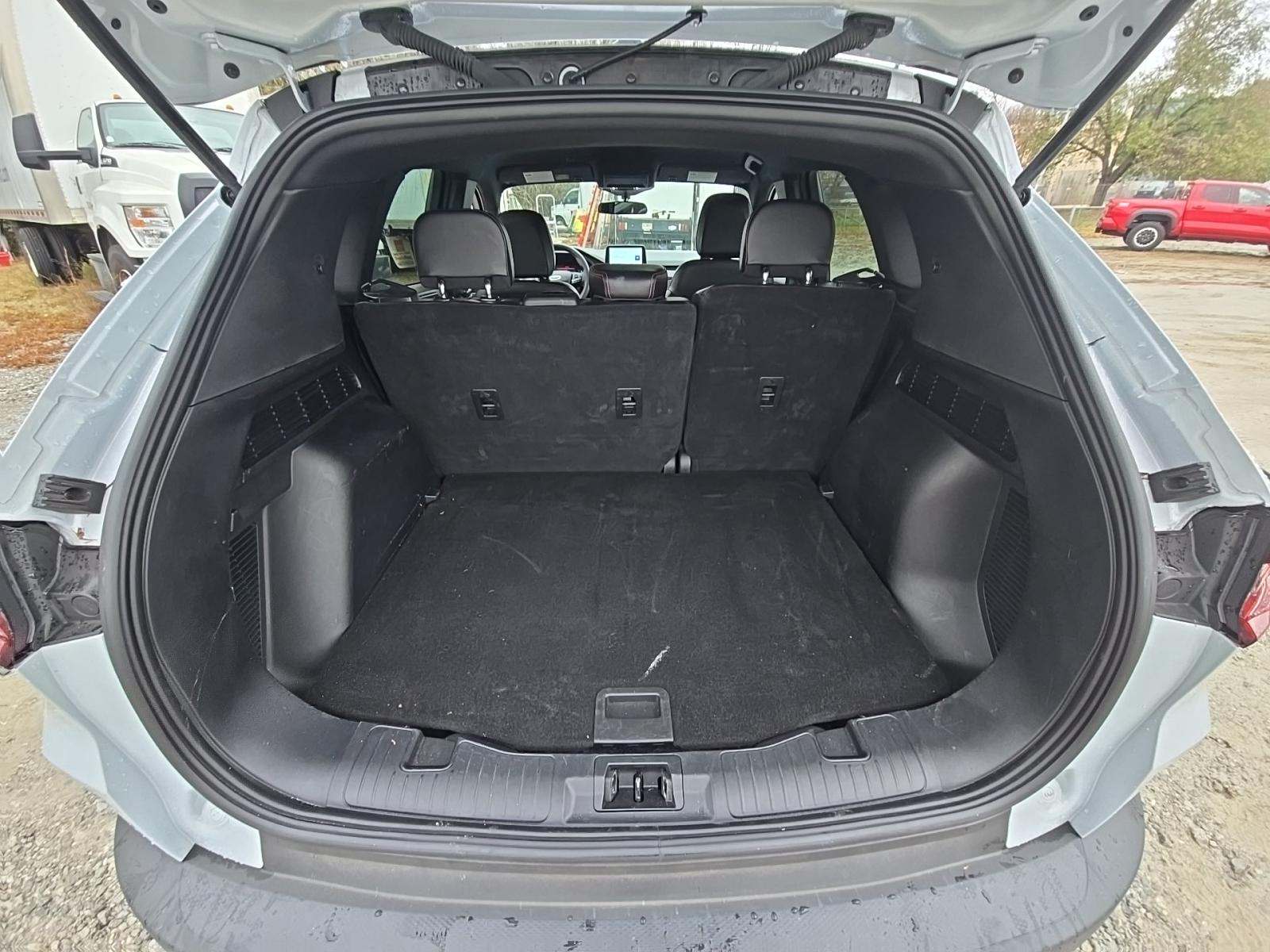 2025 Ford Escape ST-Line FWD