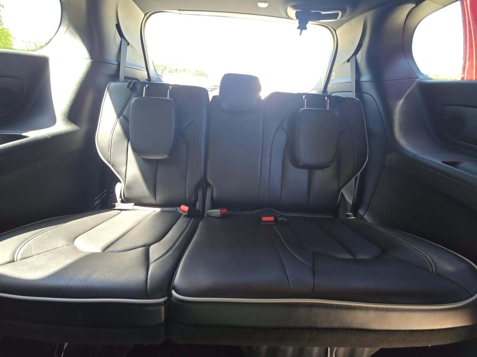 2026 Chrysler Pacifica Limited FWD