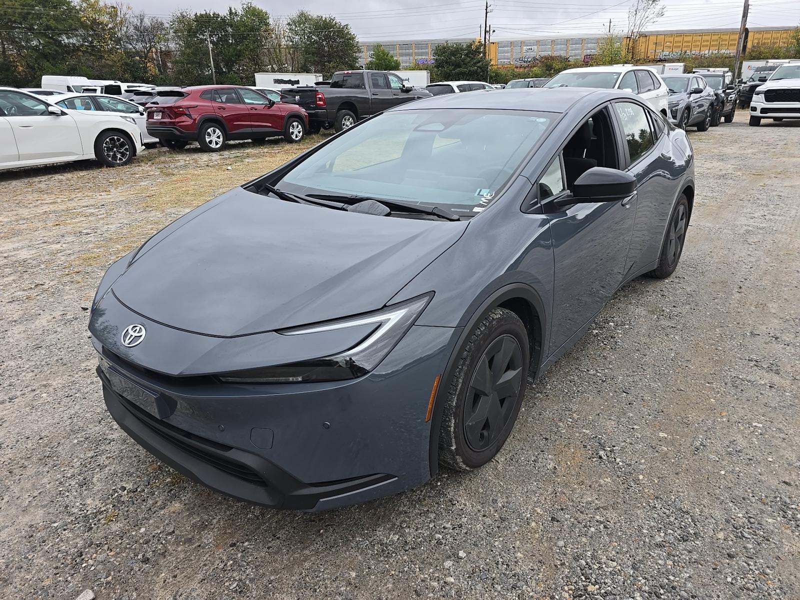 2025 Toyota Prius LE FWD