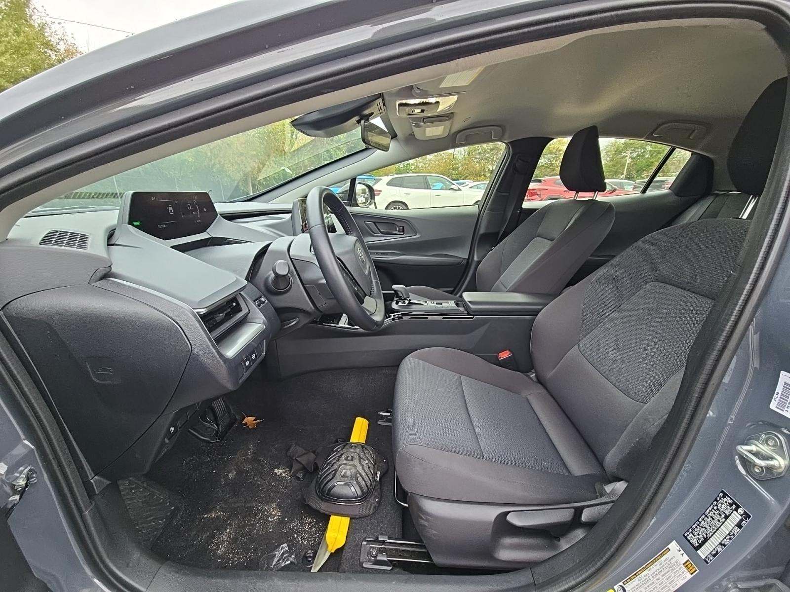 2025 Toyota Prius LE FWD