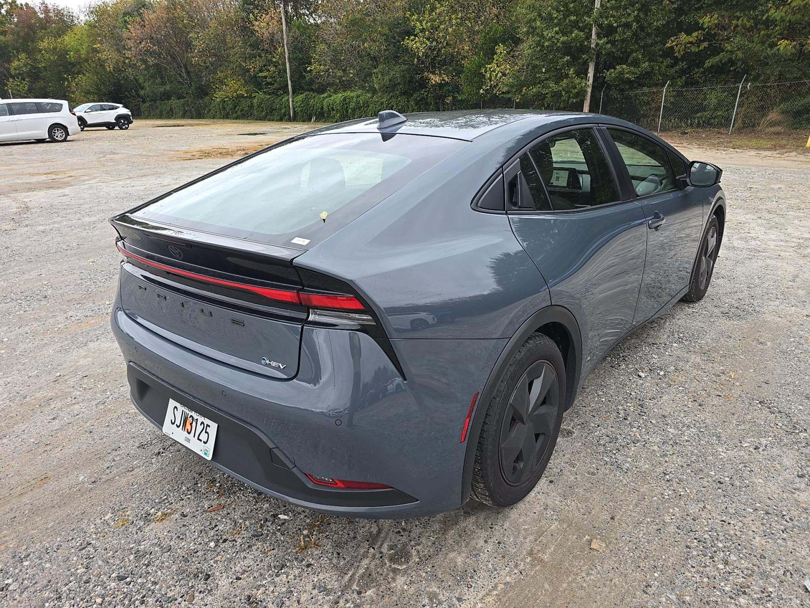 2025 Toyota Prius LE FWD