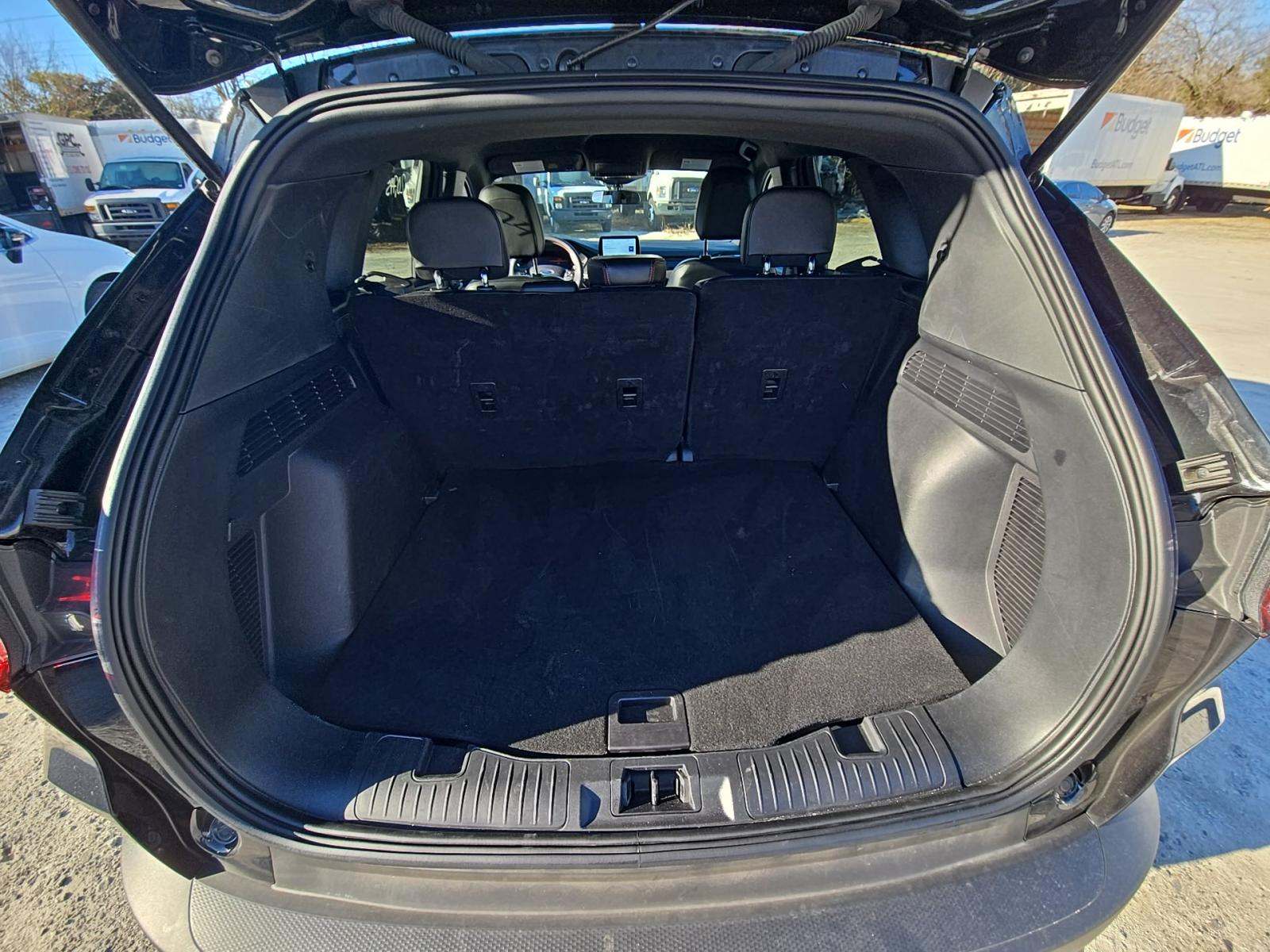 2025 Ford Escape ST-Line FWD