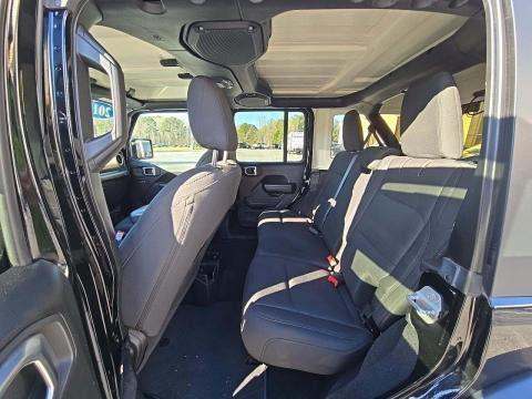 JEEP UNLIMITED SPORT S - 9