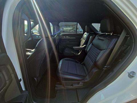2025 Ford Explorer ST-Line RWD