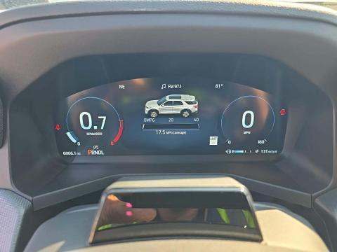 2025 Ford Explorer ST-Line RWD