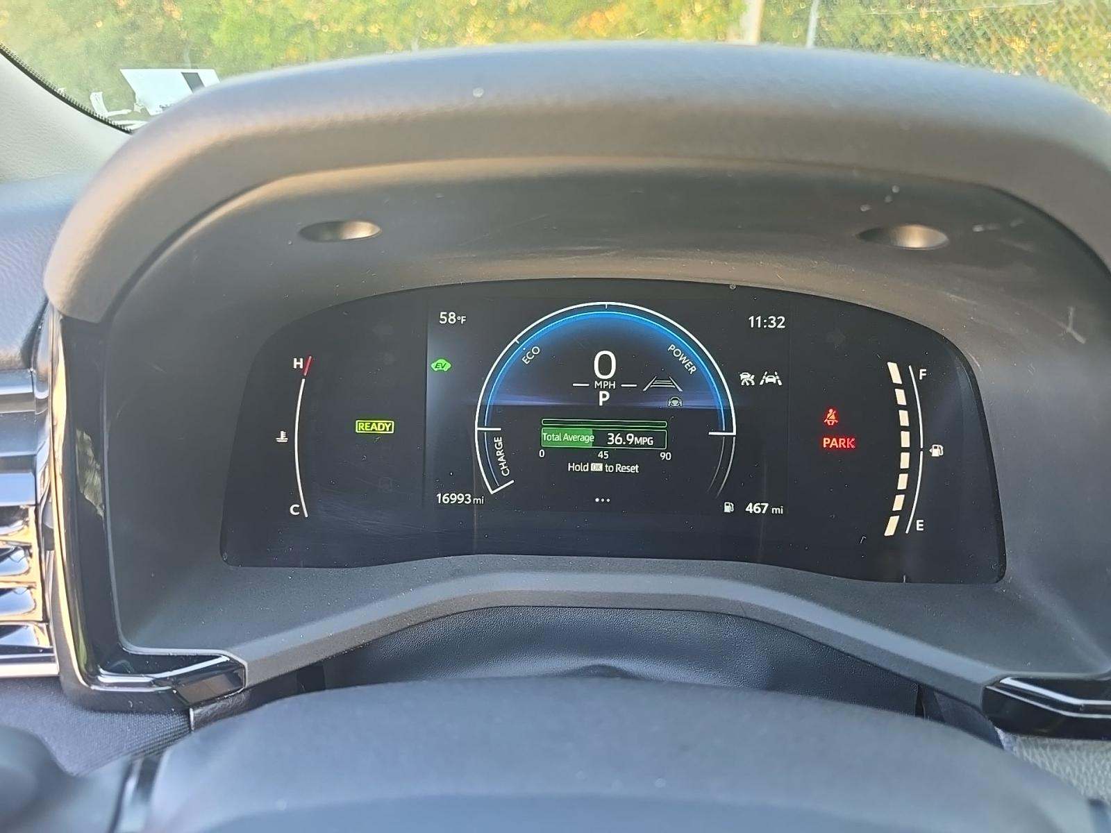 2025 Toyota Camry LE FWD