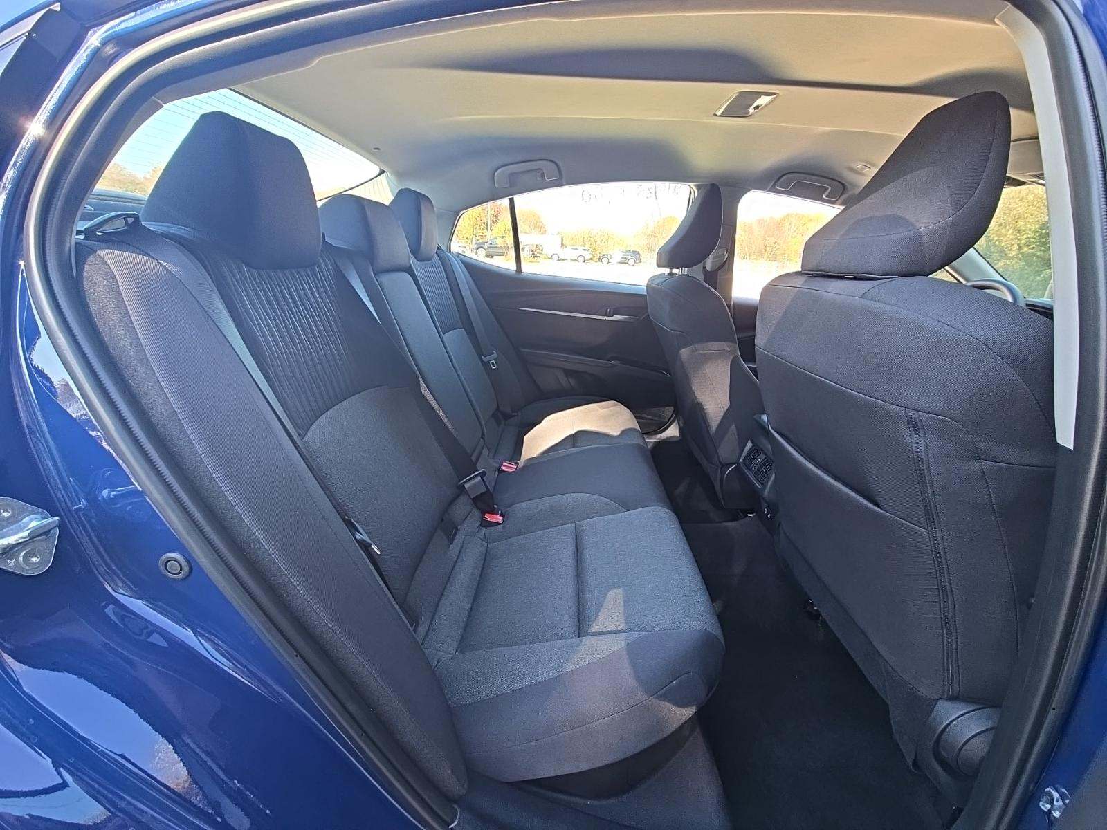 2025 Toyota Camry LE FWD