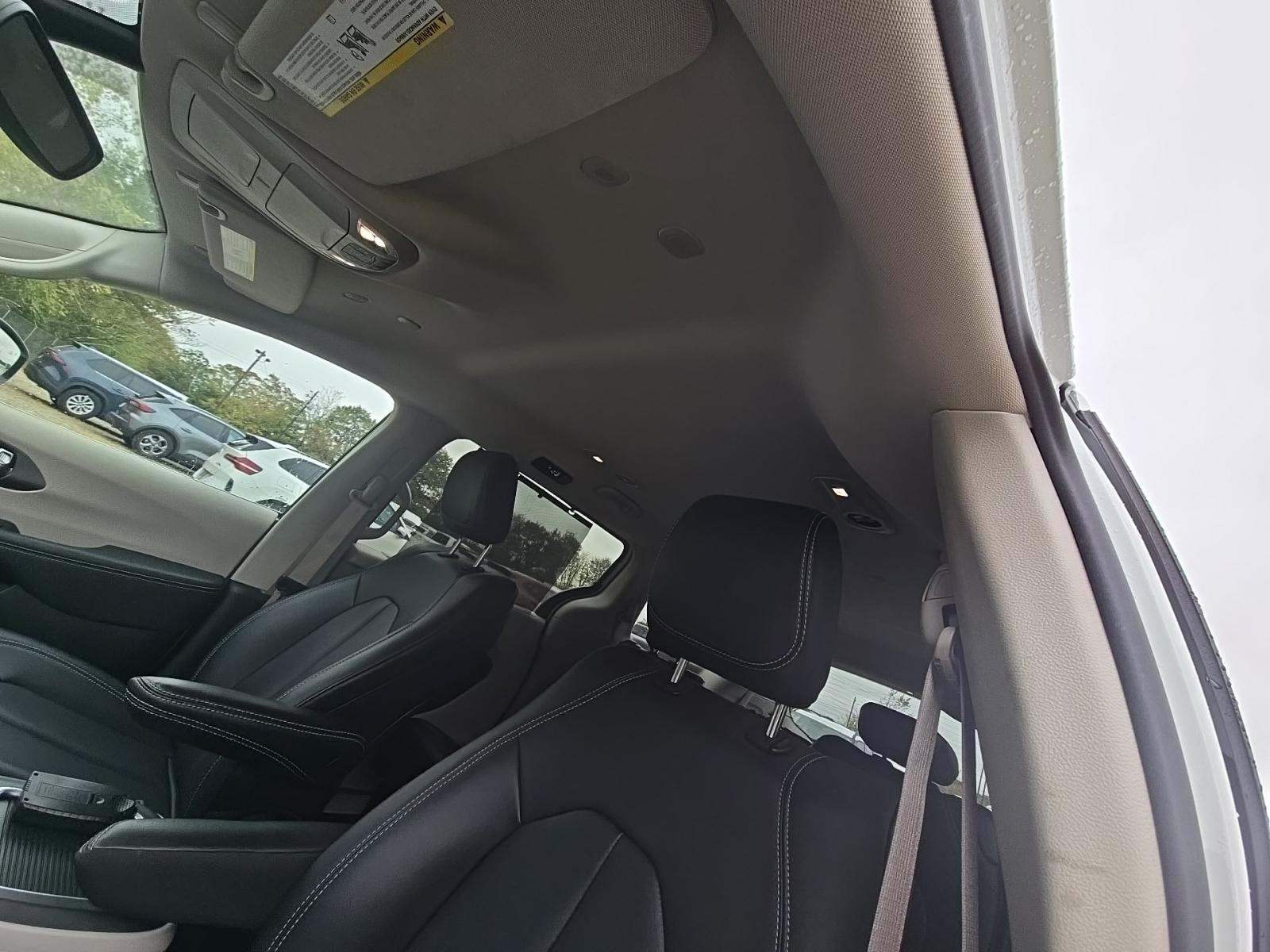 2024 Chrysler Pacifica Touring L FWD