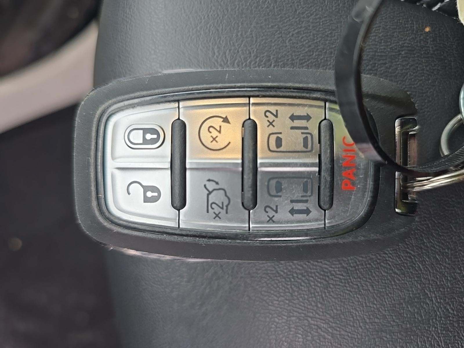 2024 Chrysler Pacifica Touring L FWD