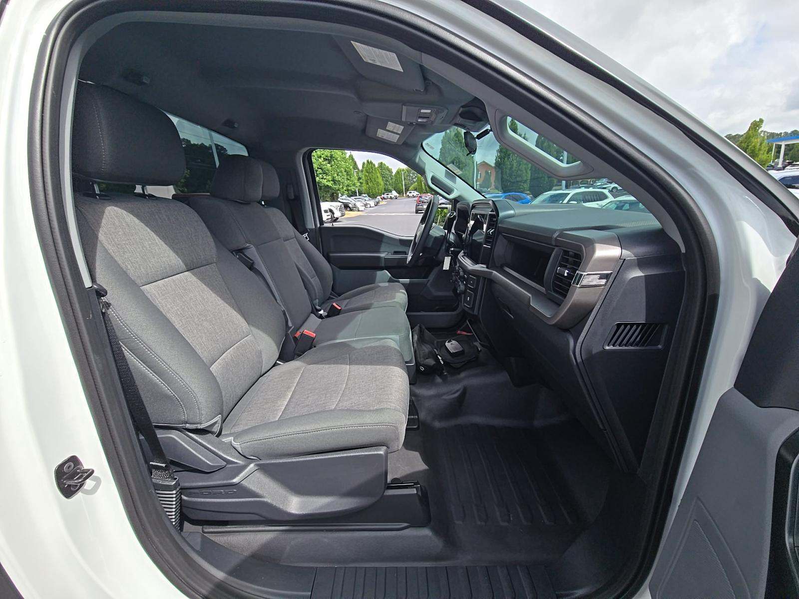 2025 Ford F-150 XL RWD