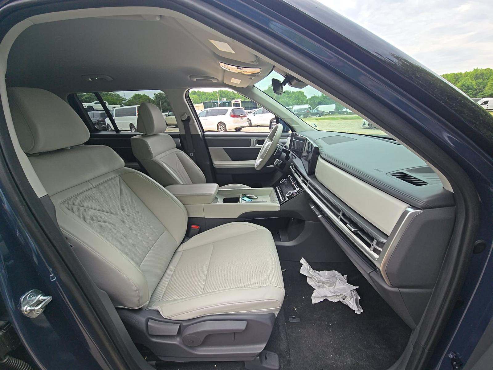 2025 Hyundai Santa Fe SEL FWD
