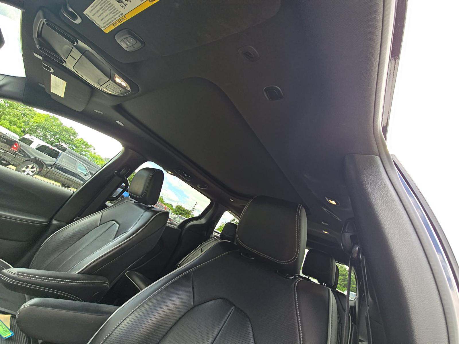 2026 Chrysler Pacifica Limited FWD