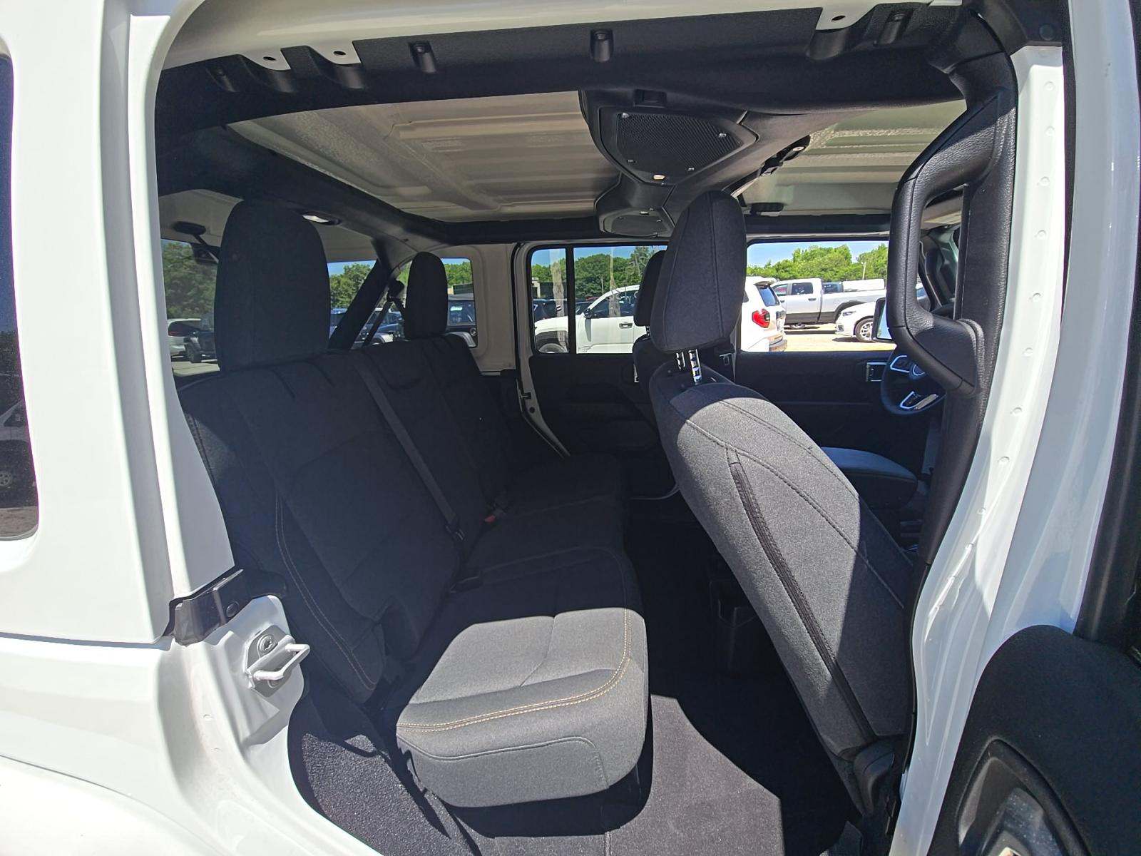 2026 Jeep Wrangler Sahara AWD
