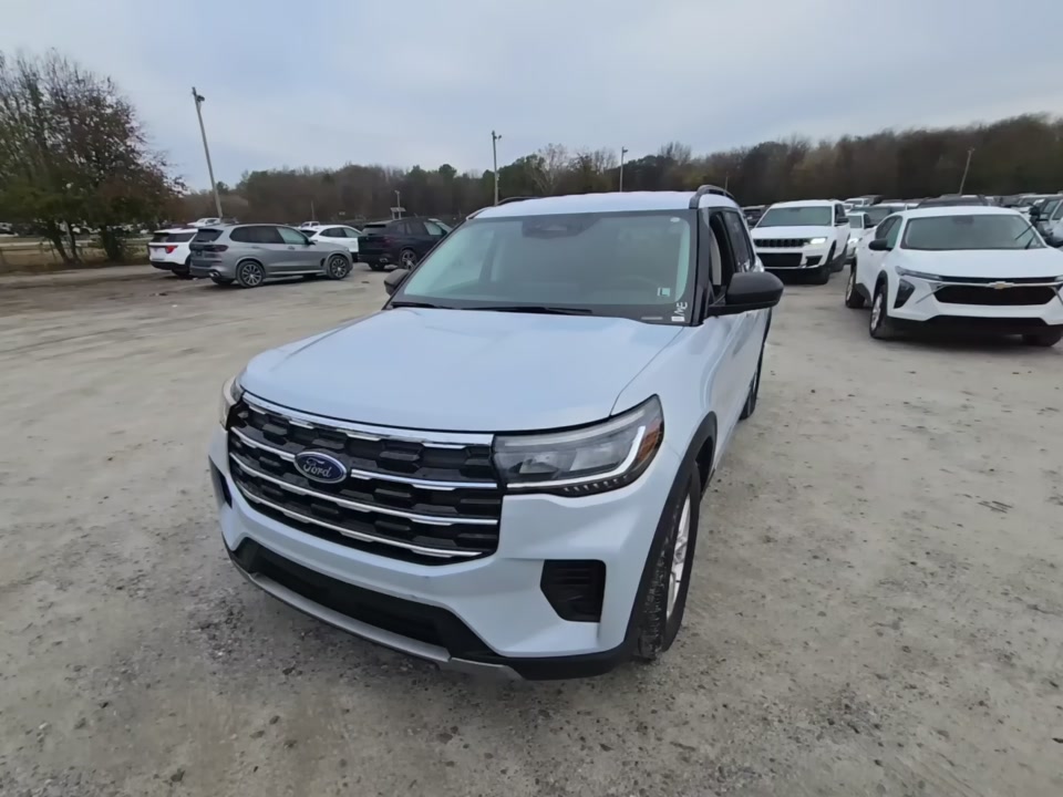2025 Ford Explorer Active RWD