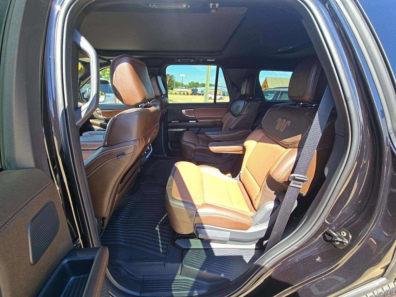 FORD EXPEDITION - 9