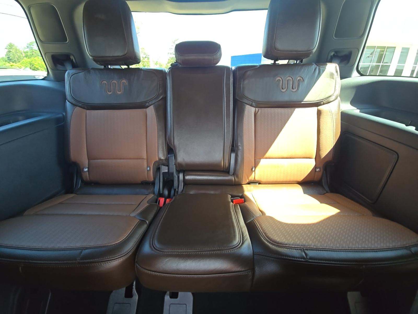 FORD EXPEDITION - 10