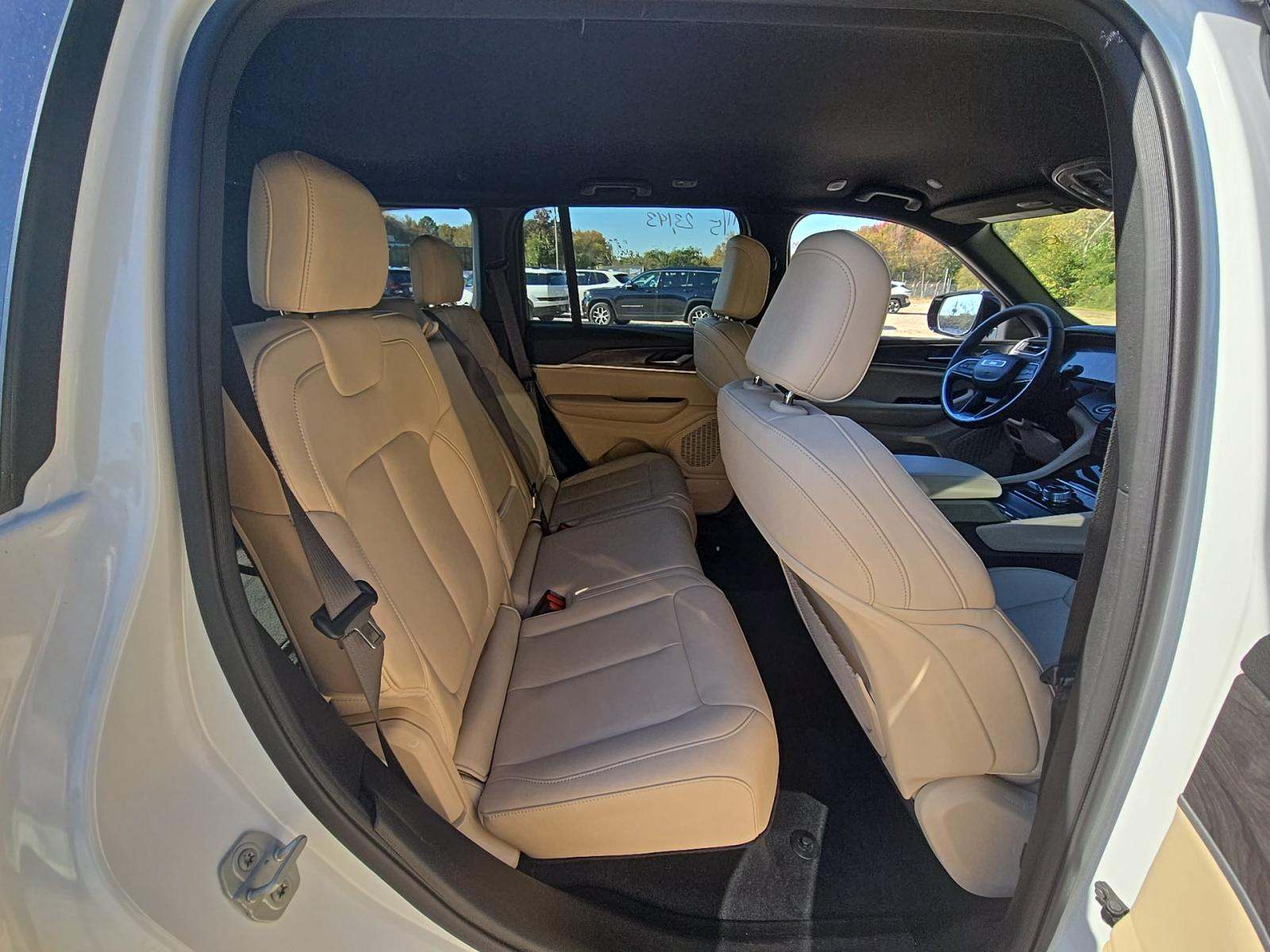 2024 Jeep Grand Cherokee Limited AWD