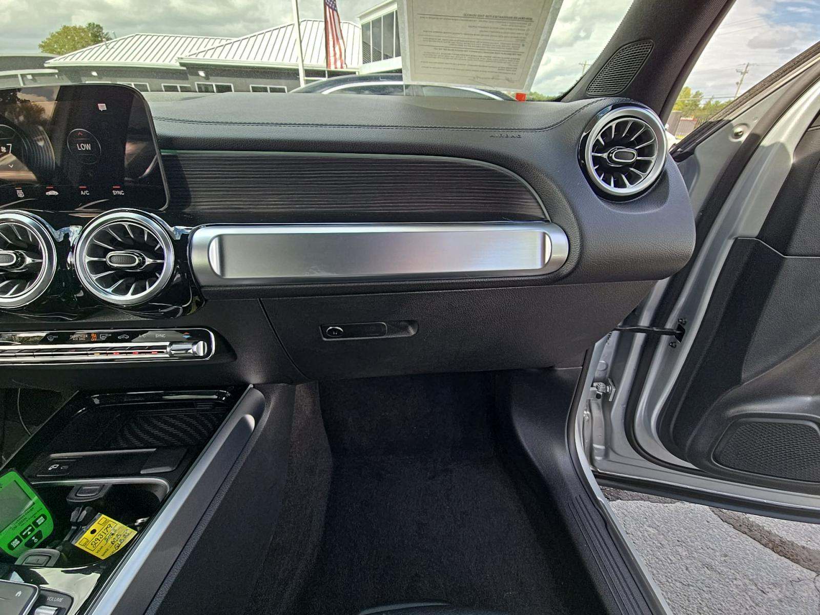 2023 Mercedes-Benz GLB AMG GLB 35 AWD