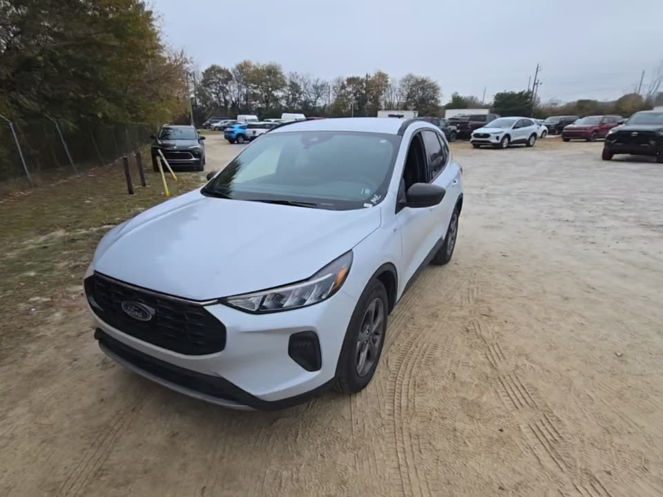 2025 Ford Escape ST-Line FWD