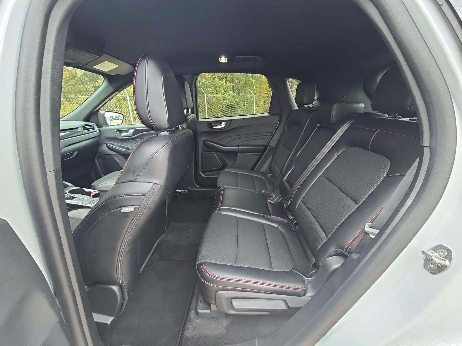 2025 Ford Escape ST-Line FWD