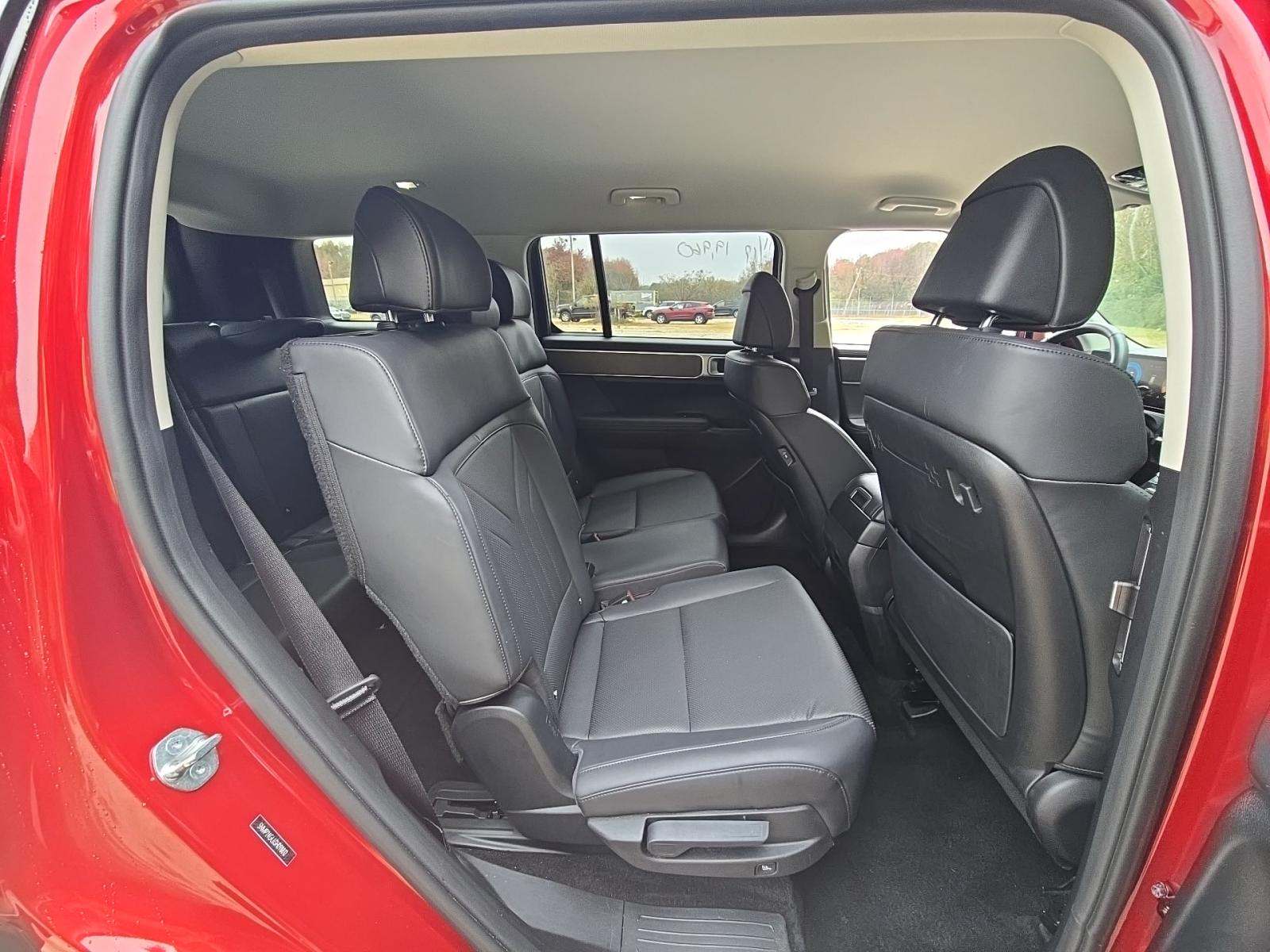 2025 Hyundai Santa Fe SEL FWD