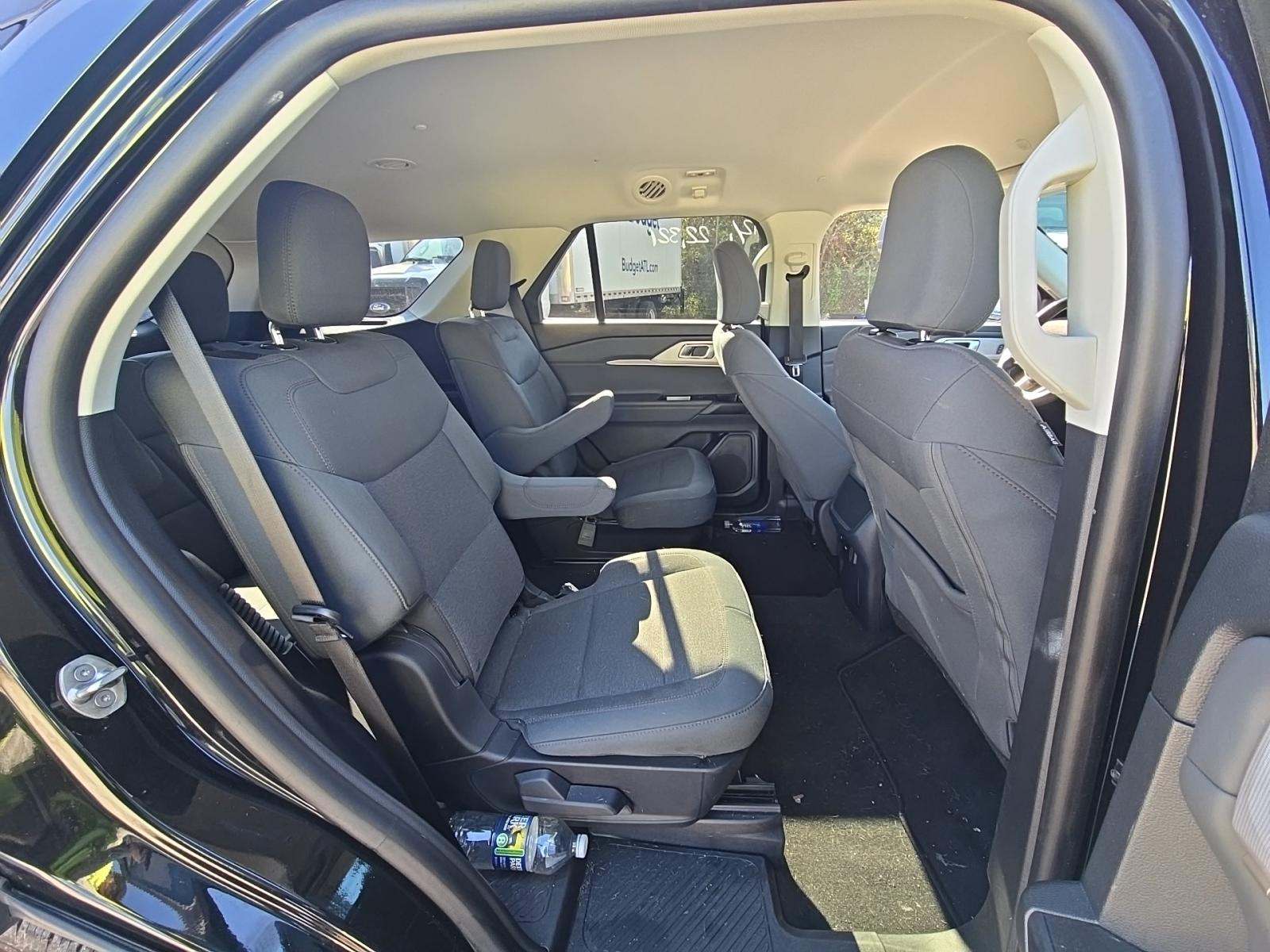 2025 Ford Explorer Active RWD