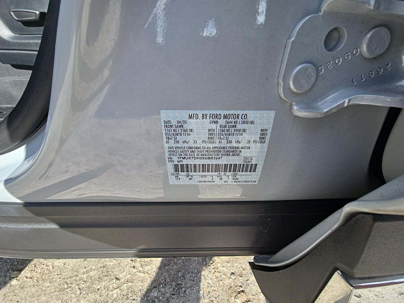 2025 Ford Explorer Active RWD