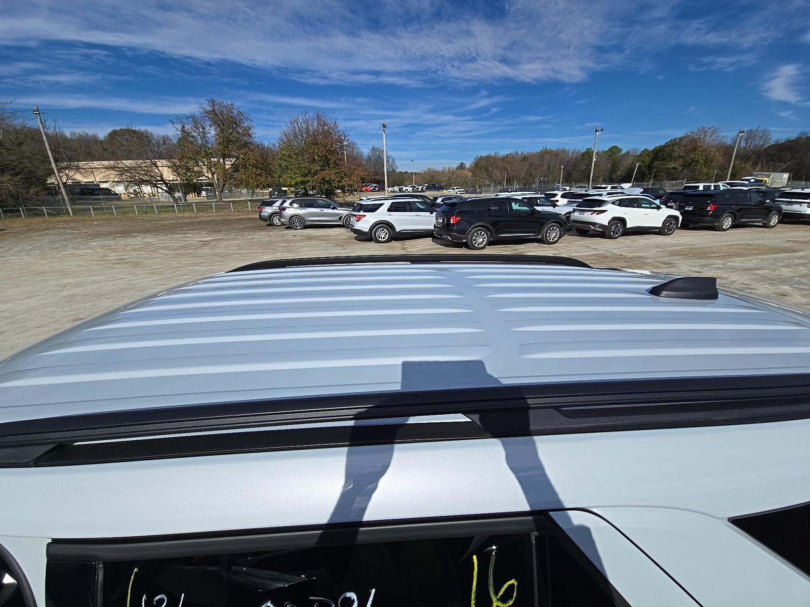 2025 Ford Explorer Active RWD