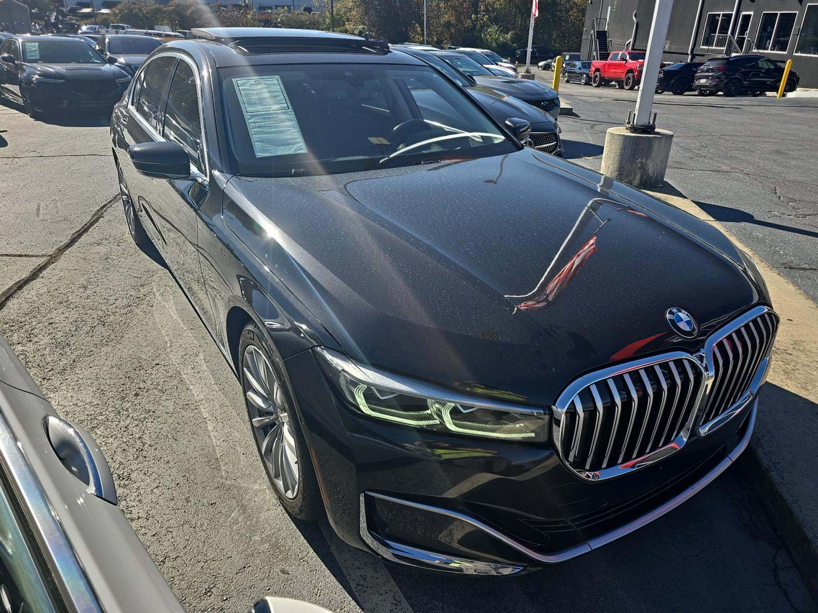 2022 BMW 7 Series 740i RWD
