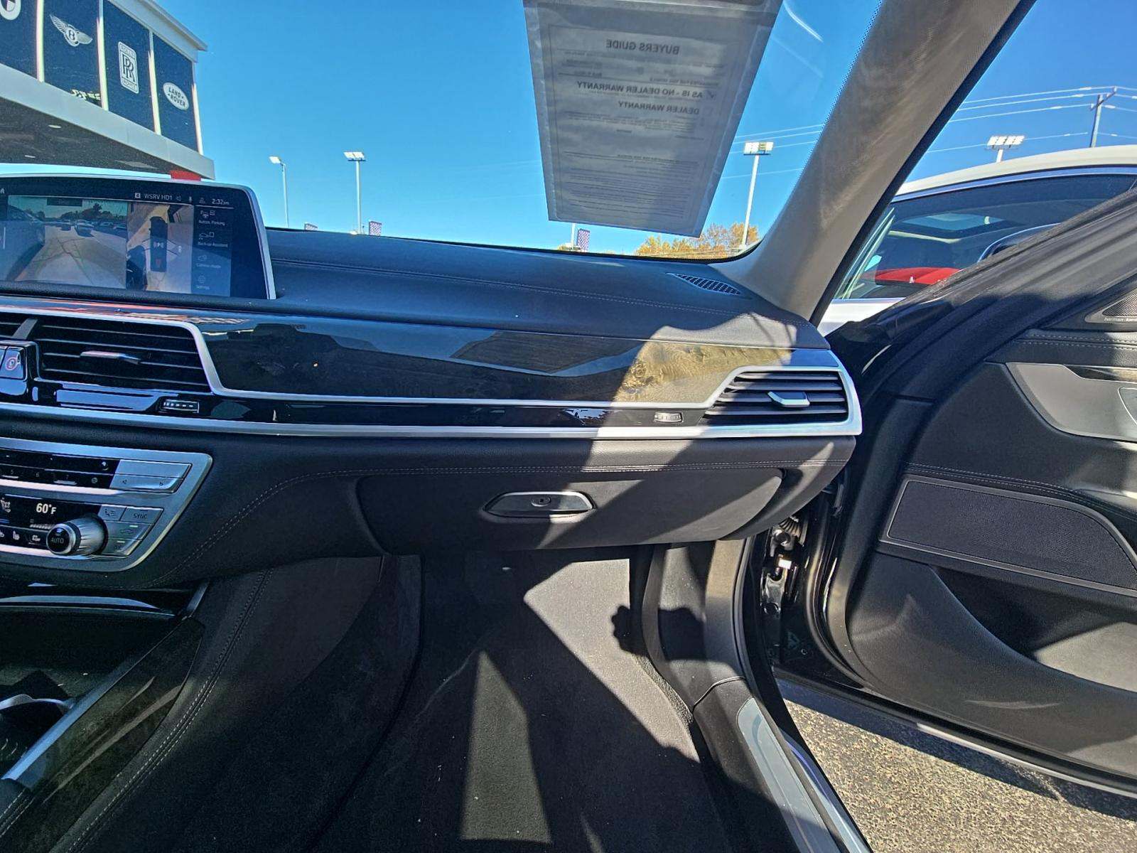 2022 BMW 7 Series 740i RWD