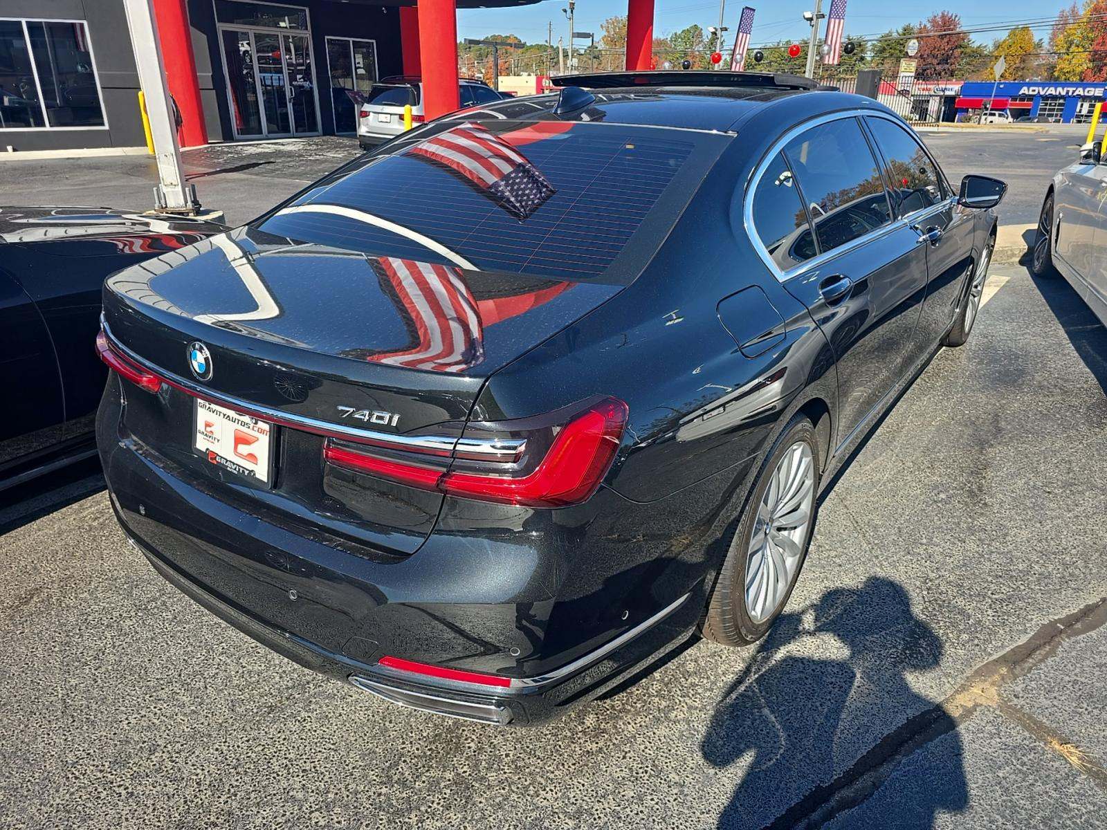 2022 BMW 7 Series 740i RWD