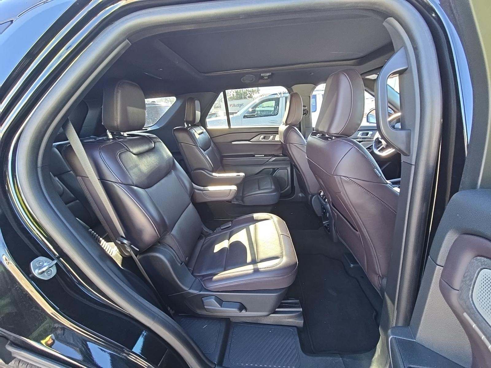 2025 Ford Explorer Platinum RWD