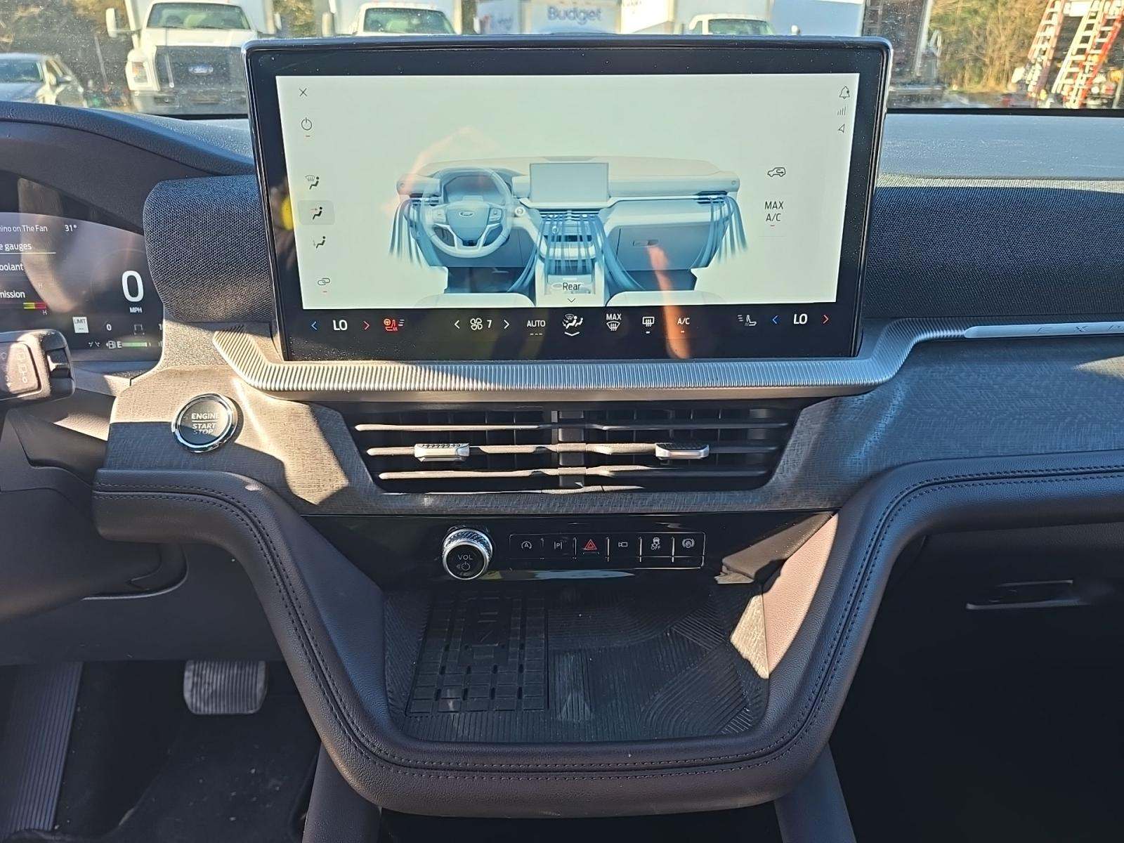 2025 Ford Explorer Platinum RWD