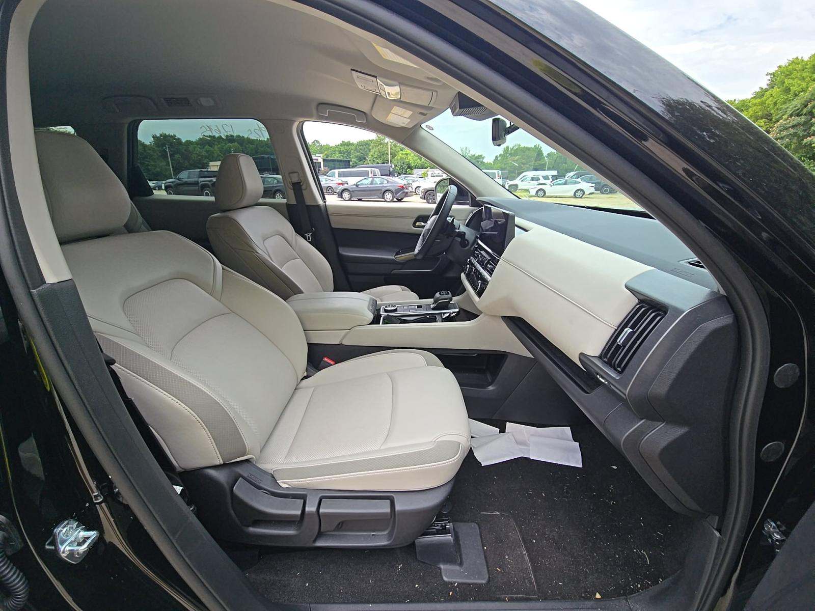 2026 Nissan Pathfinder SL AWD