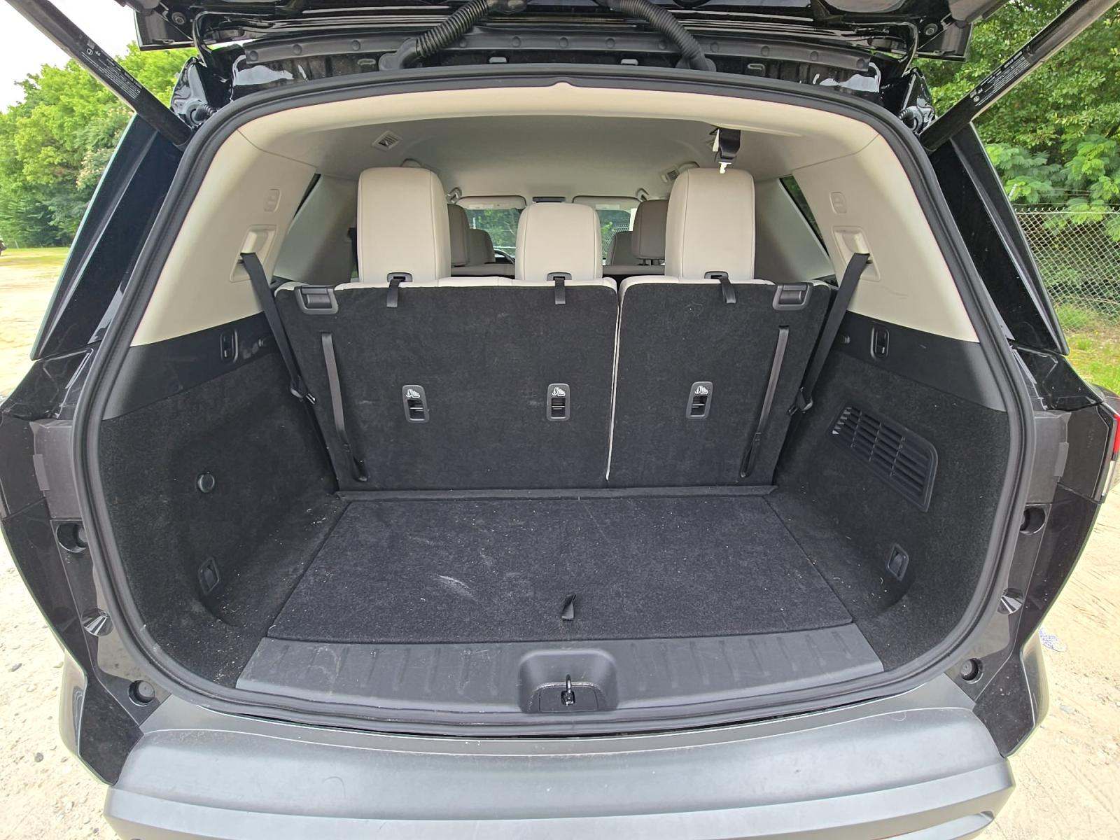 2026 Nissan Pathfinder SL AWD