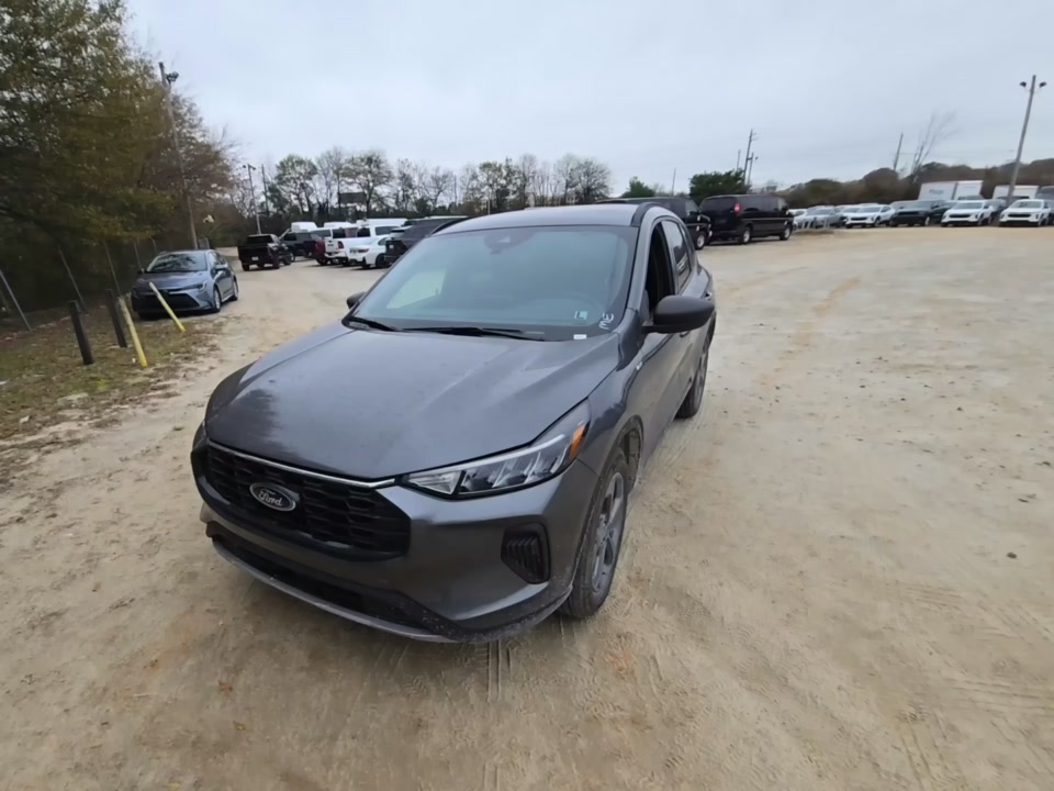 2025 Ford Escape ST-Line FWD