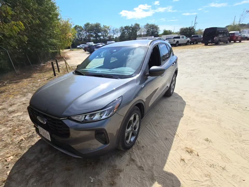 2025 Ford Escape ST-Line FWD
