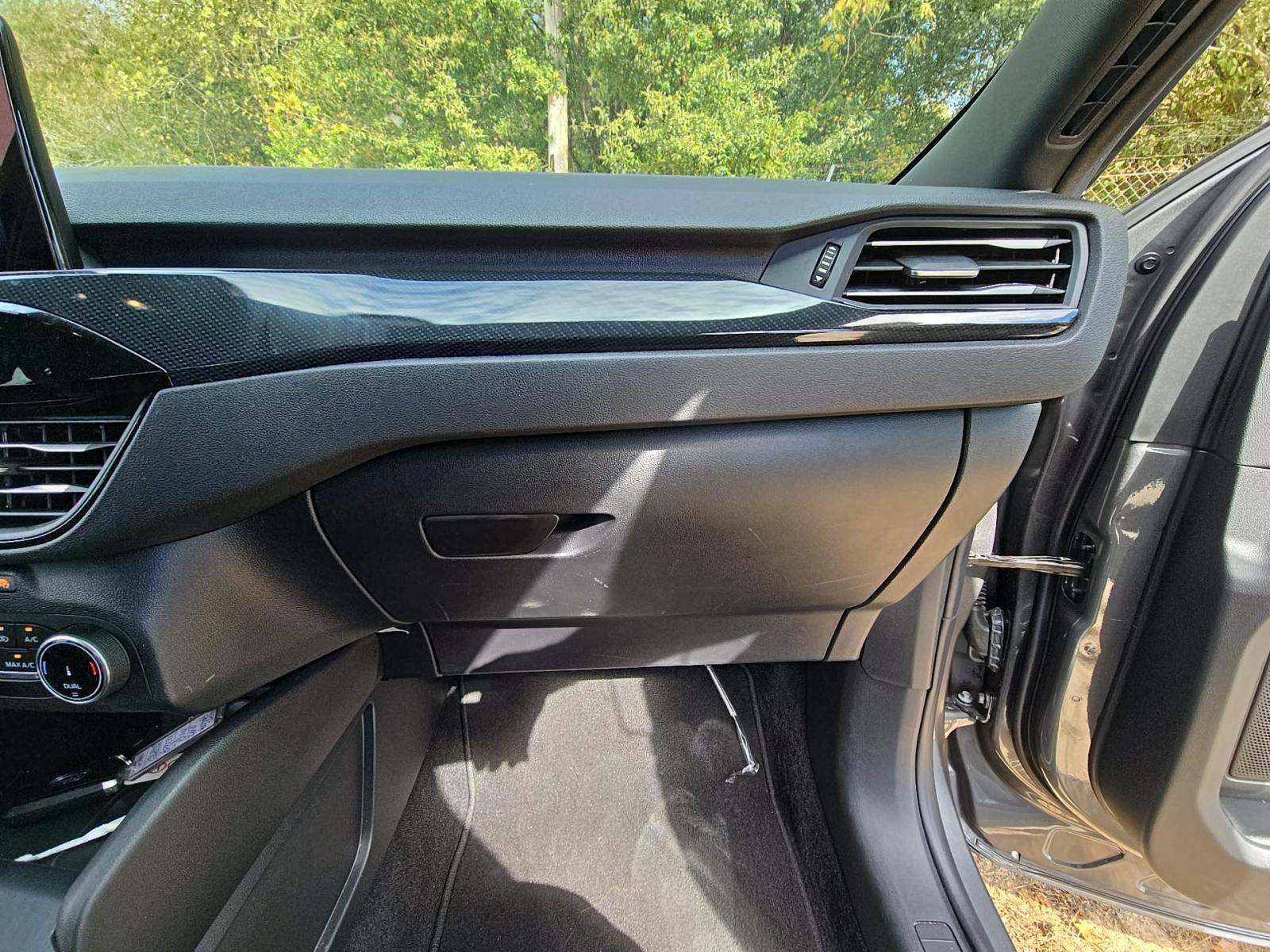 2025 Ford Escape ST-Line FWD