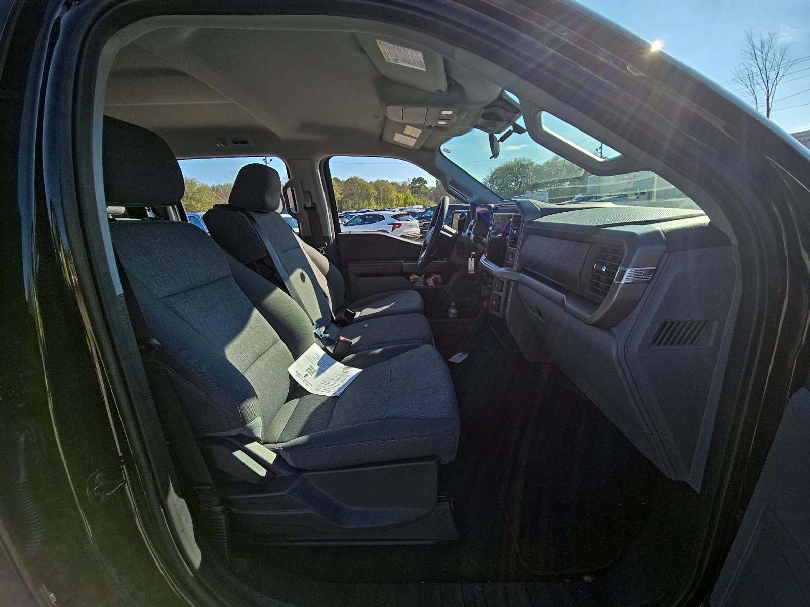 2025 Ford F-150 XLT AWD