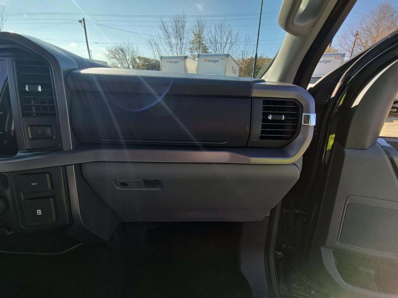 2025 Ford F-150 XLT AWD