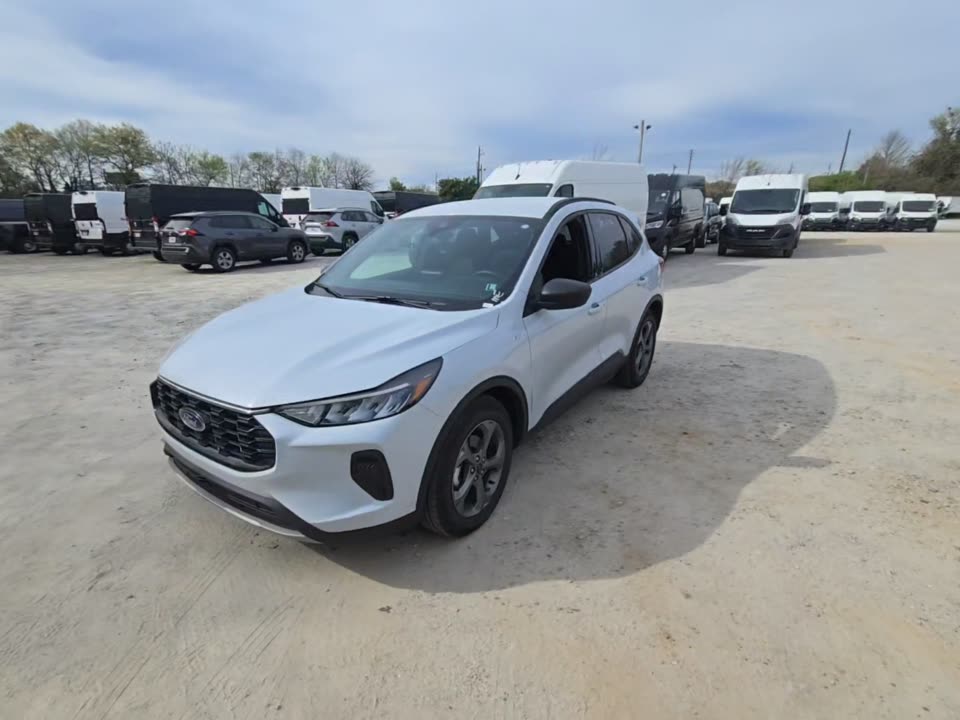 2025 Ford Escape ST-Line FWD