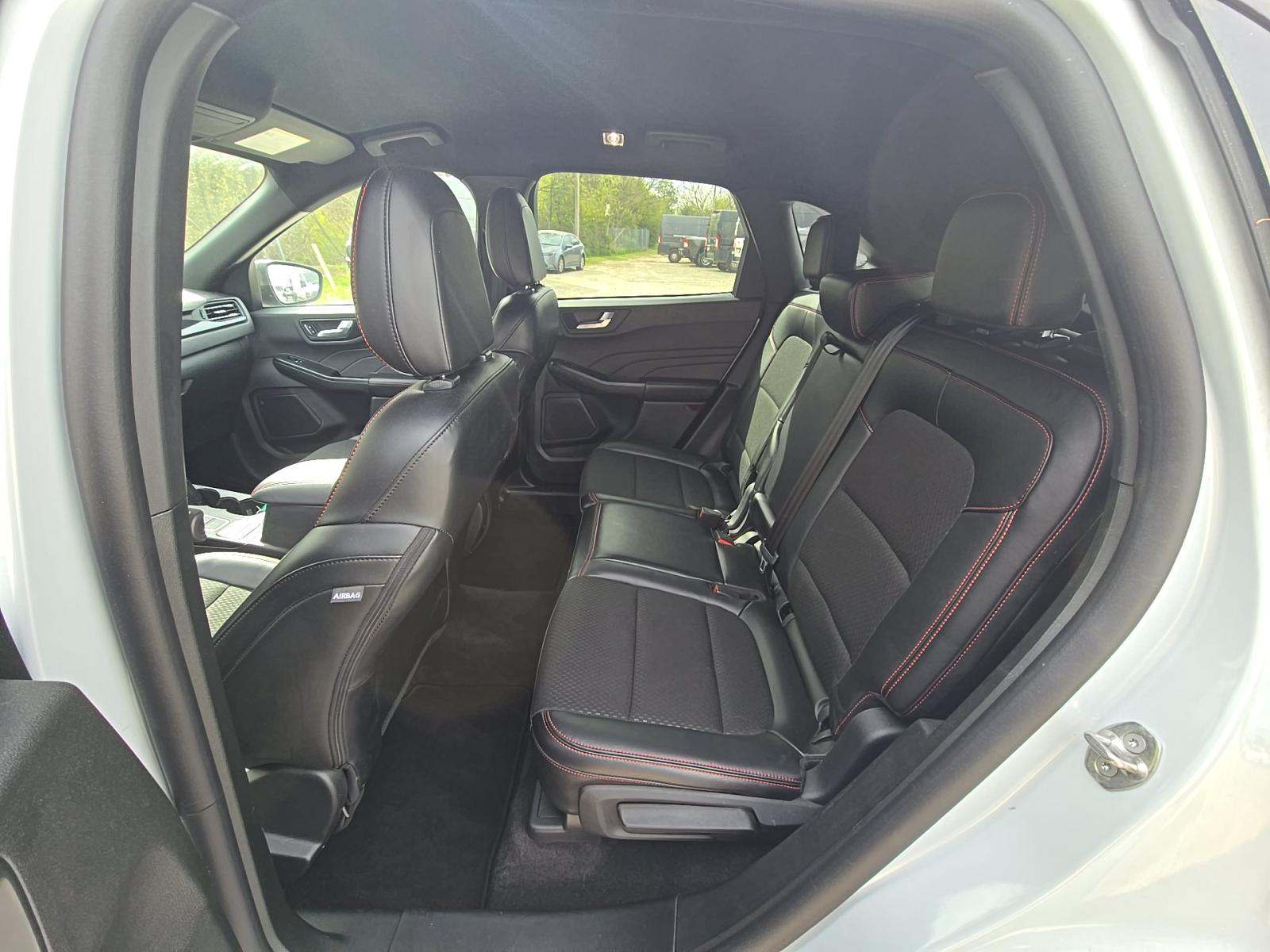 2025 Ford Escape ST-Line FWD