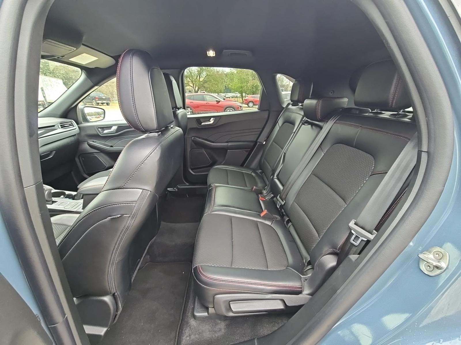 2025 Ford Escape ST-Line FWD