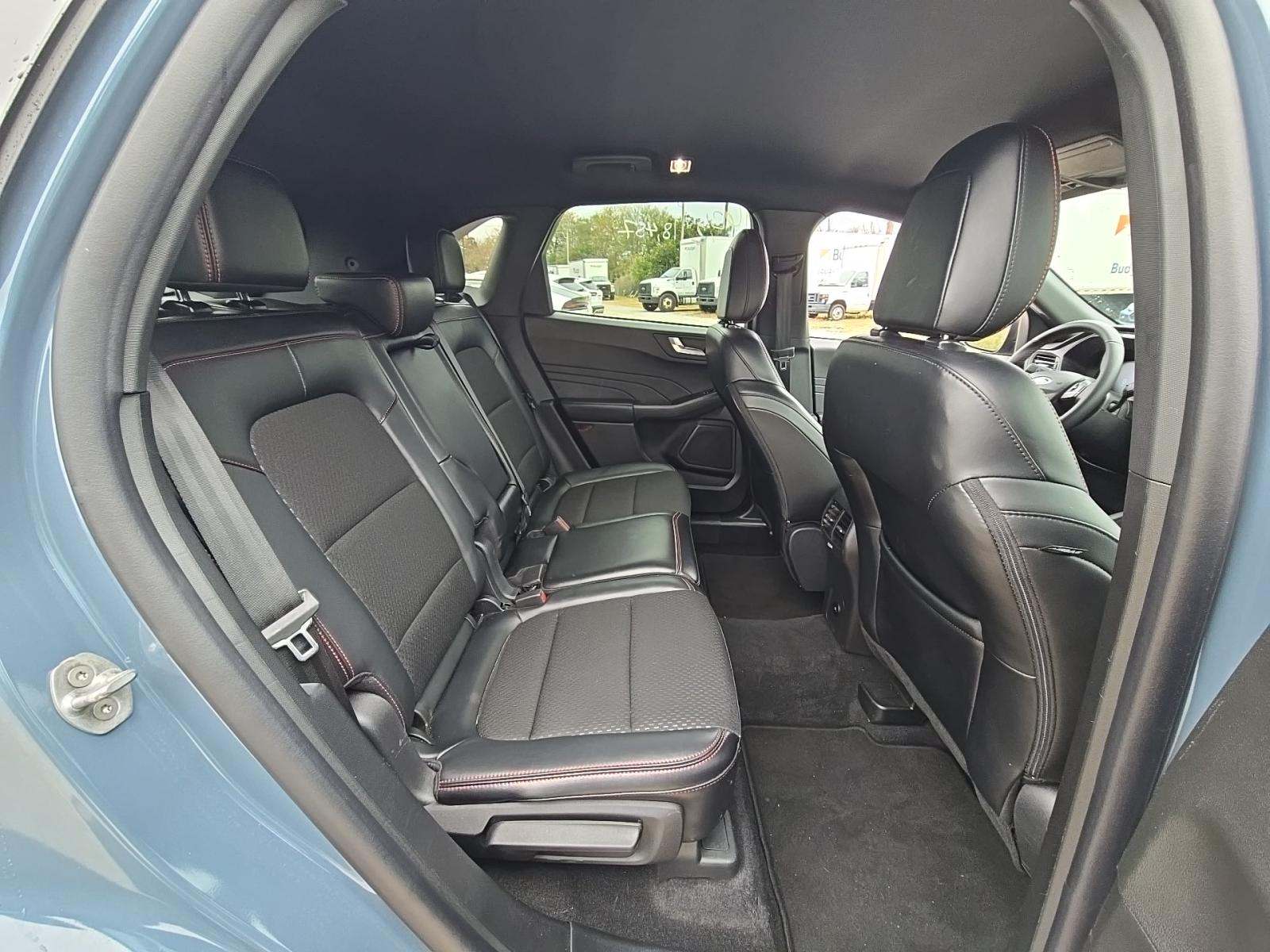 2025 Ford Escape ST-Line FWD