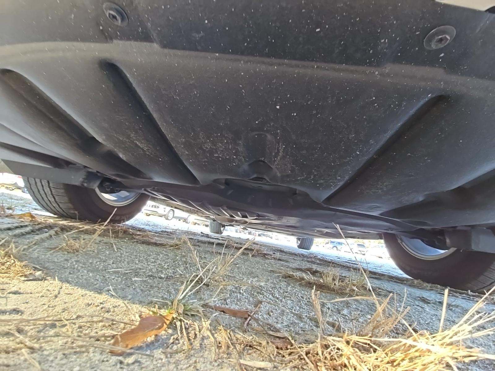 2025 Toyota Sienna LE FWD