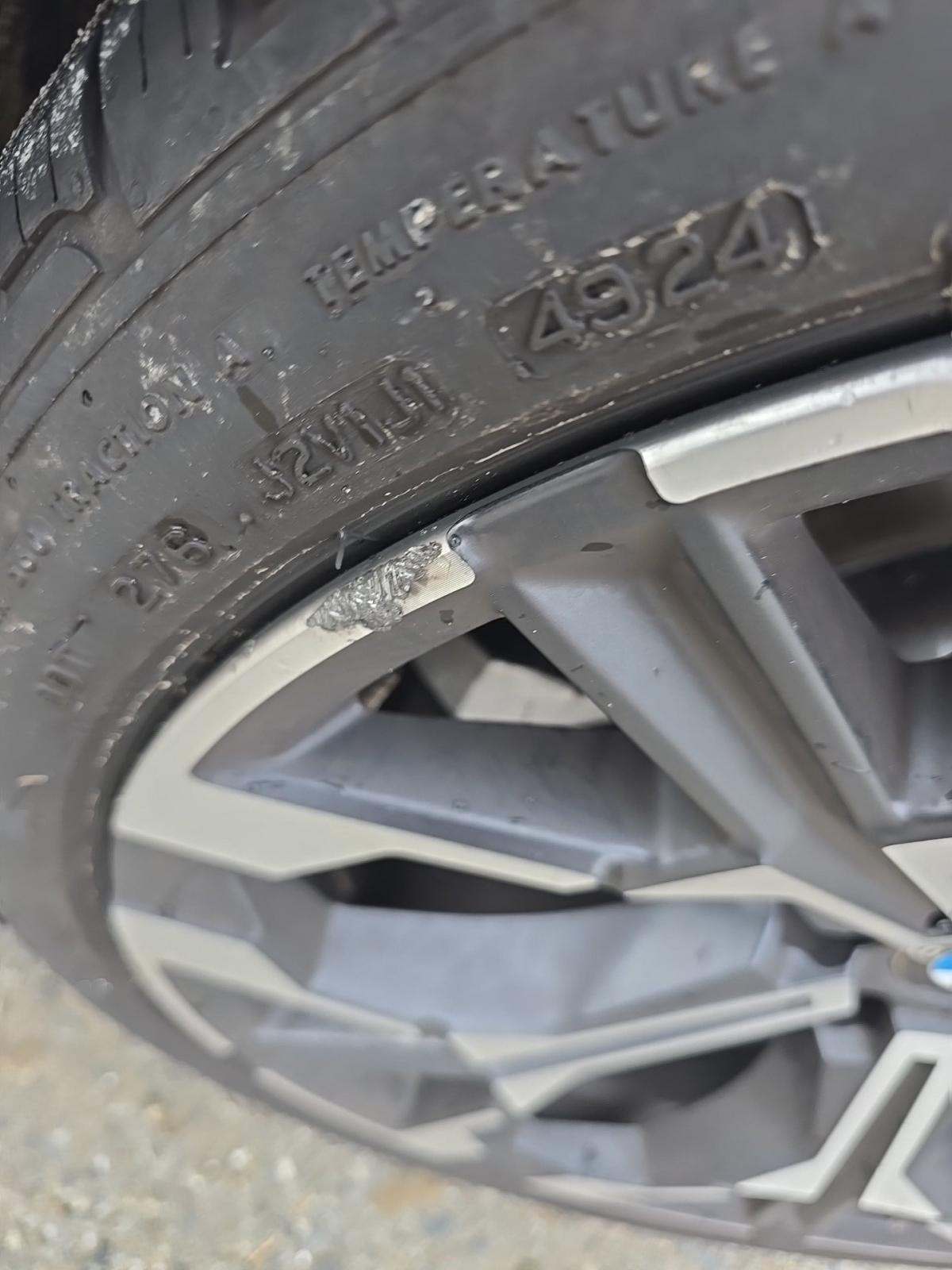 2025 BMW 3 Series 330i RWD