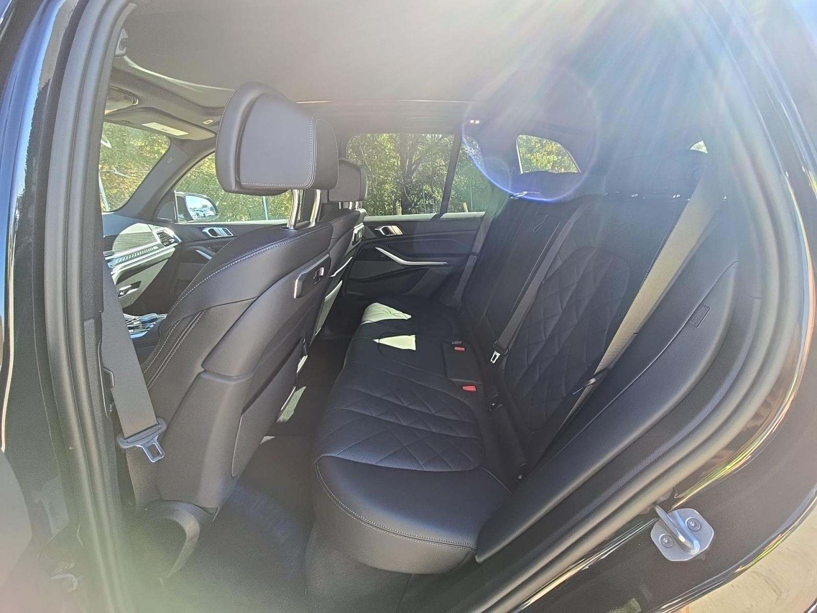 2025 BMW X5 M60i xDrive AWD