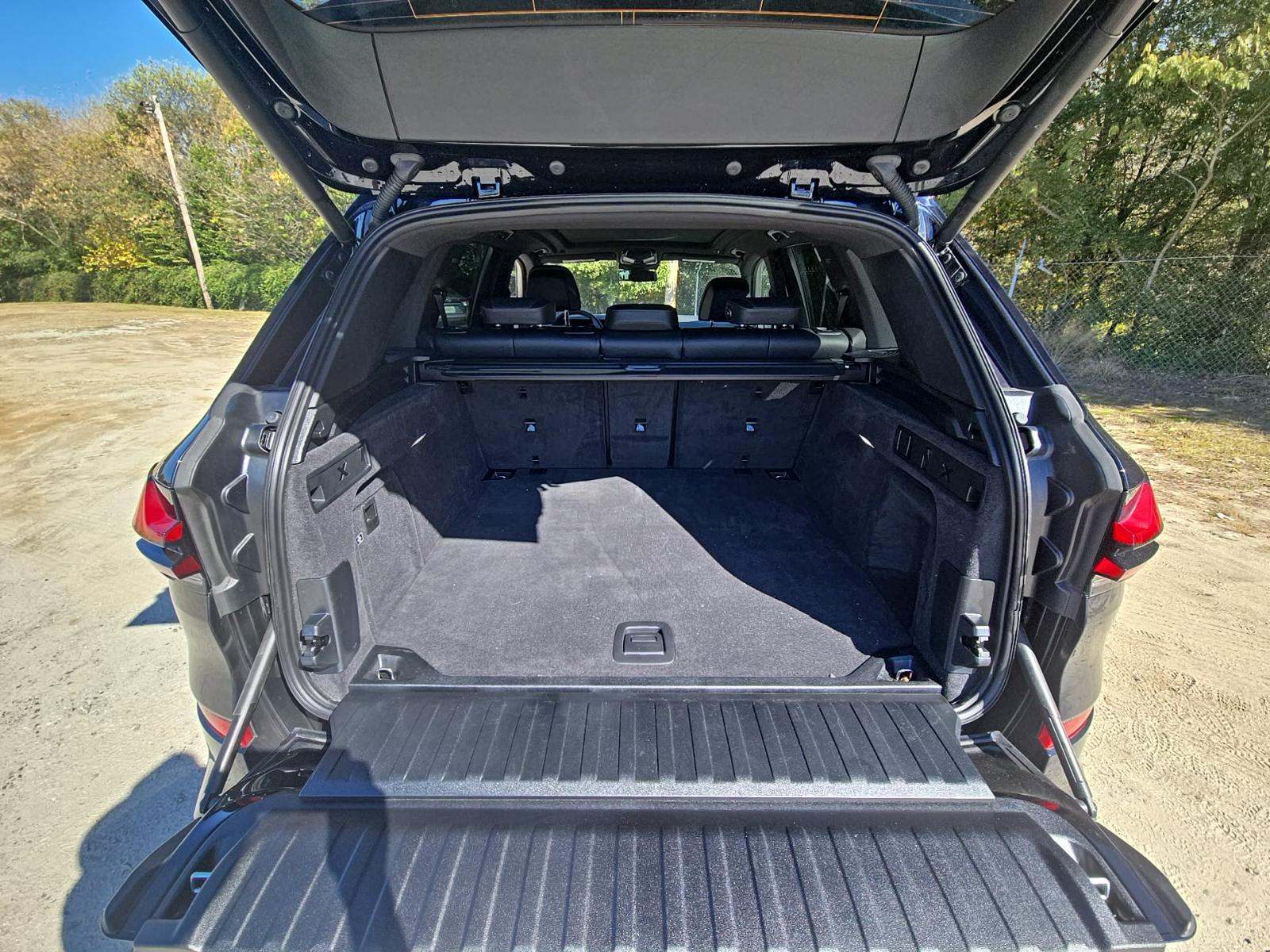 2025 BMW X5 M60i xDrive AWD