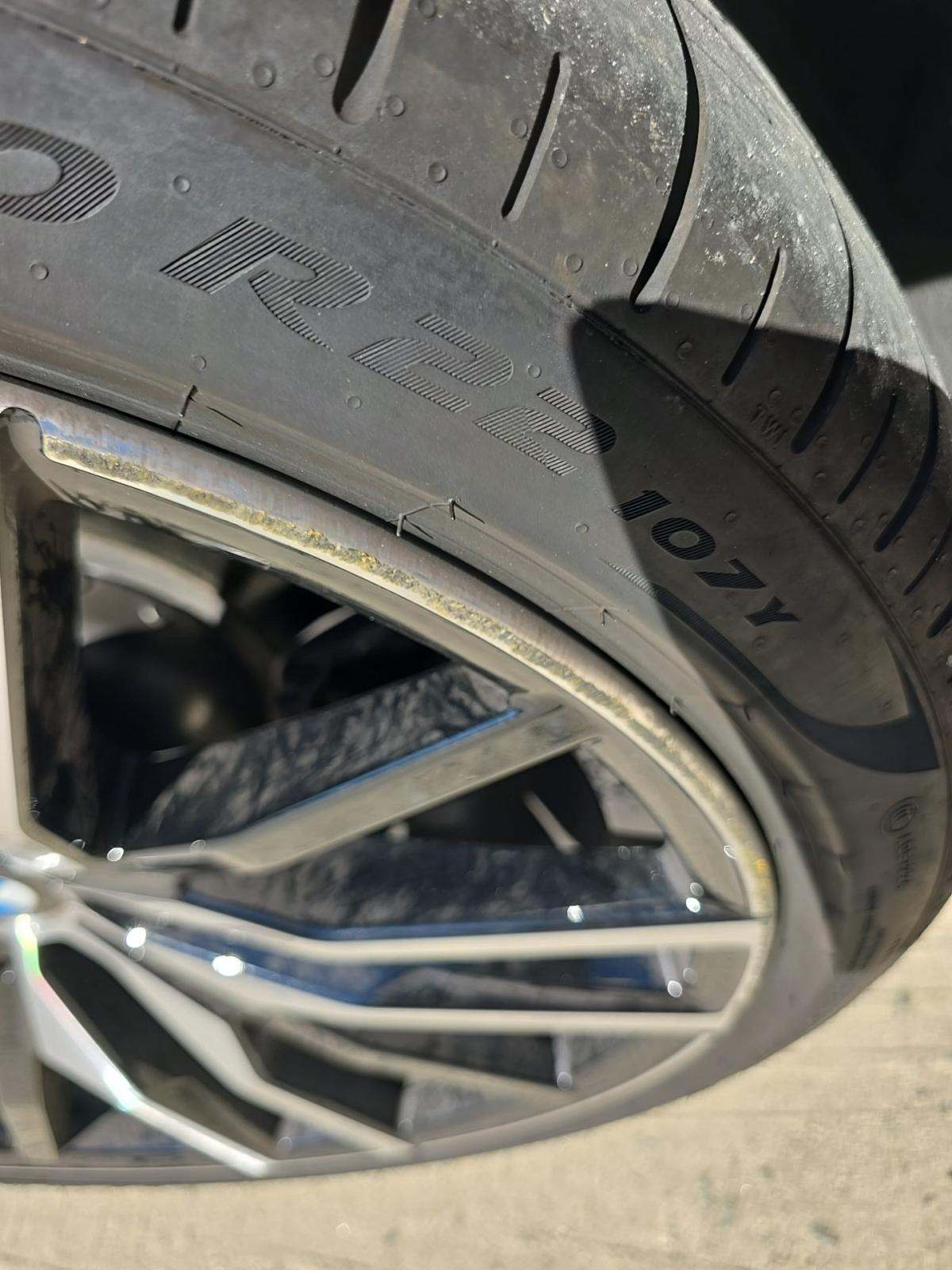 2025 BMW X5 M60i xDrive AWD