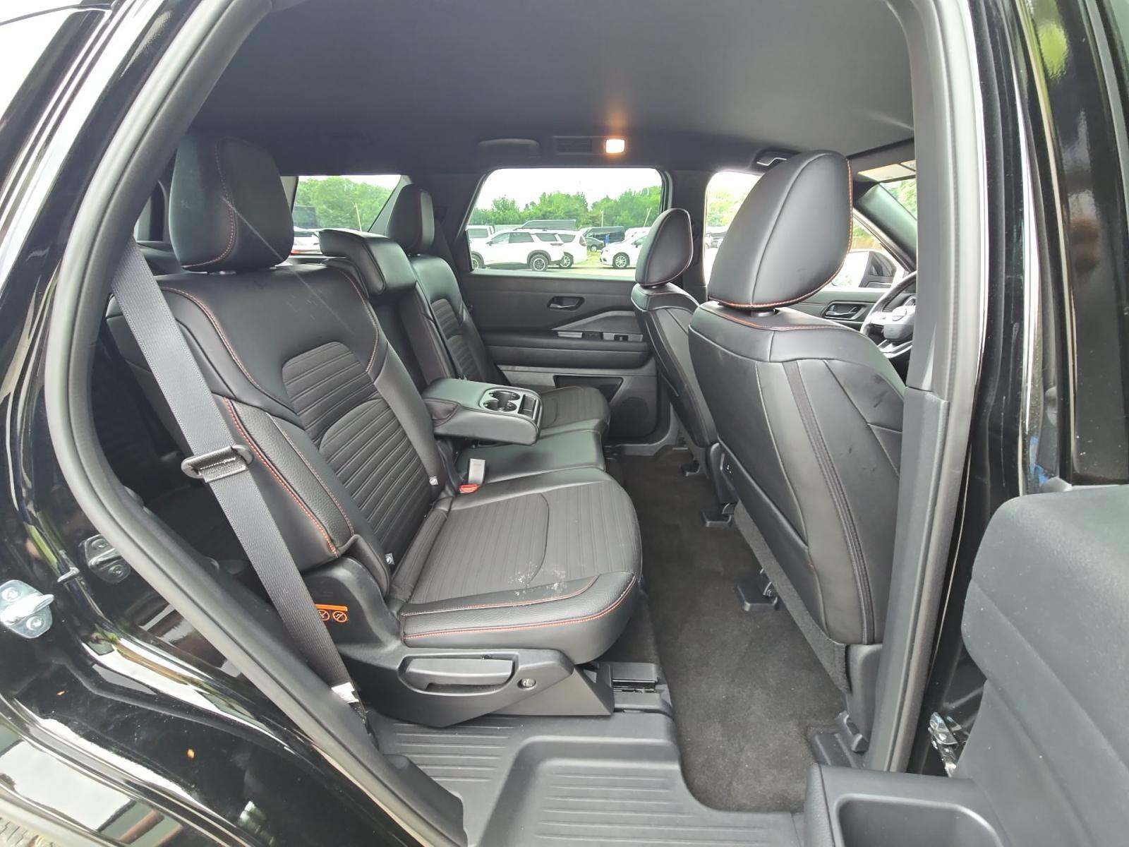 2026 Nissan Pathfinder Rock Creek AWD